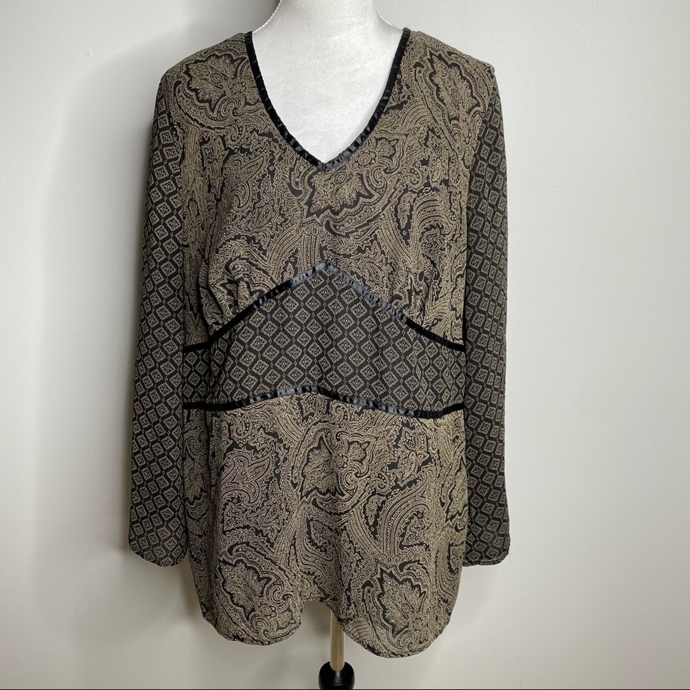 5/$25! Avenue v neck boho chic top size 18/20 - Picture 1 of 5